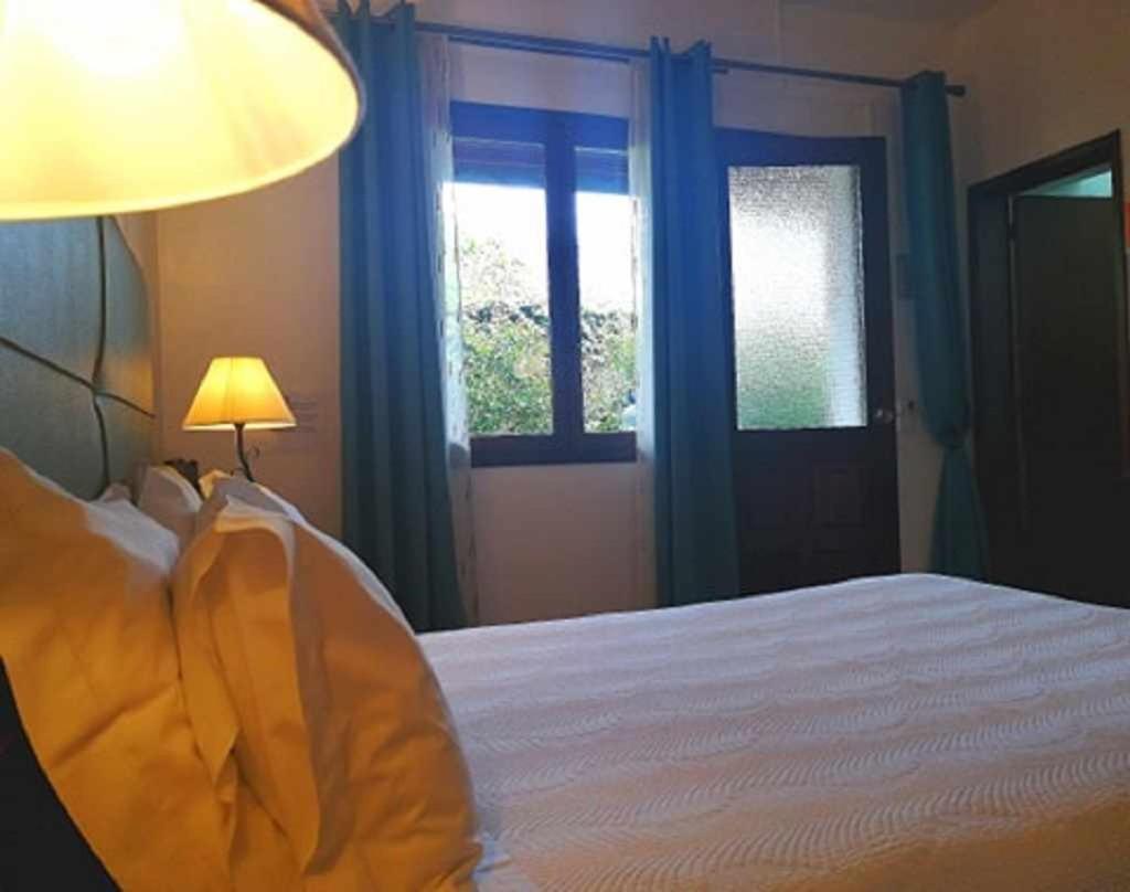 Vila Gama Apartamentos Rodeados De Natureza Machico  Quarto foto